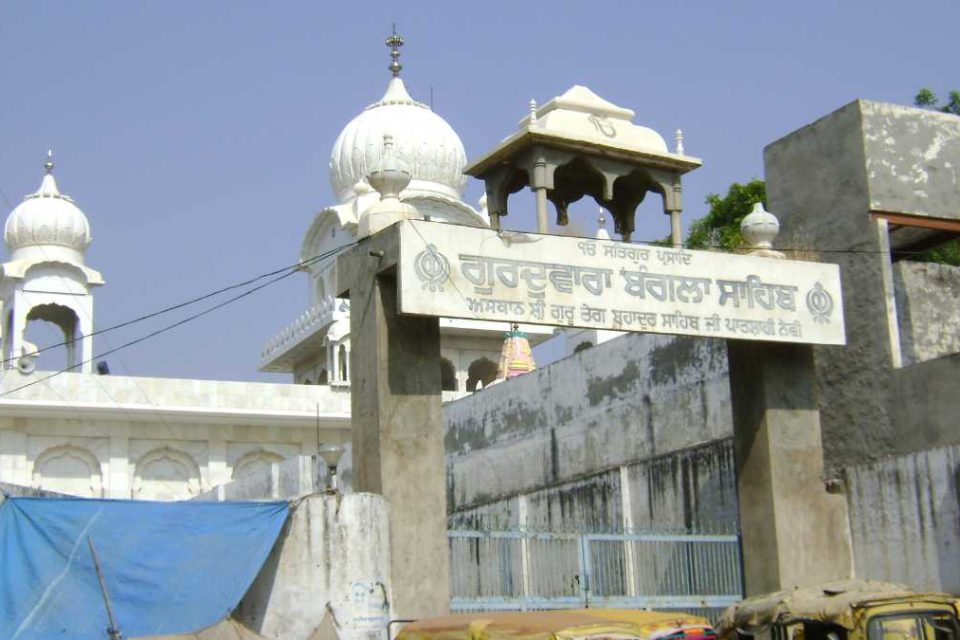 Gurudwara-Bangla-Sahib-rohtak